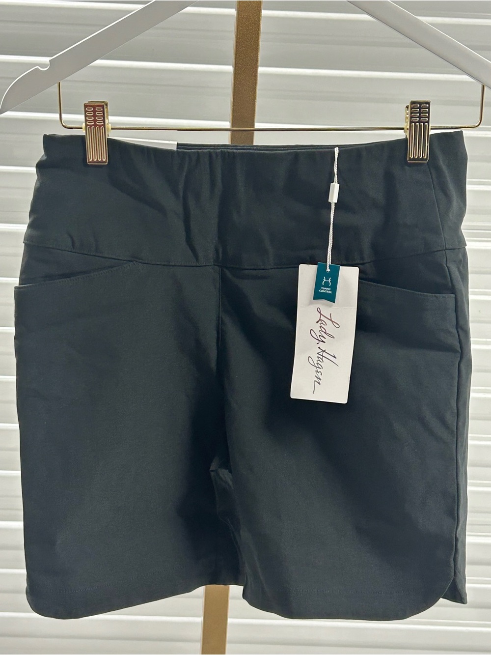 Lady Hagen Black Pull-On Golf Shorts Small